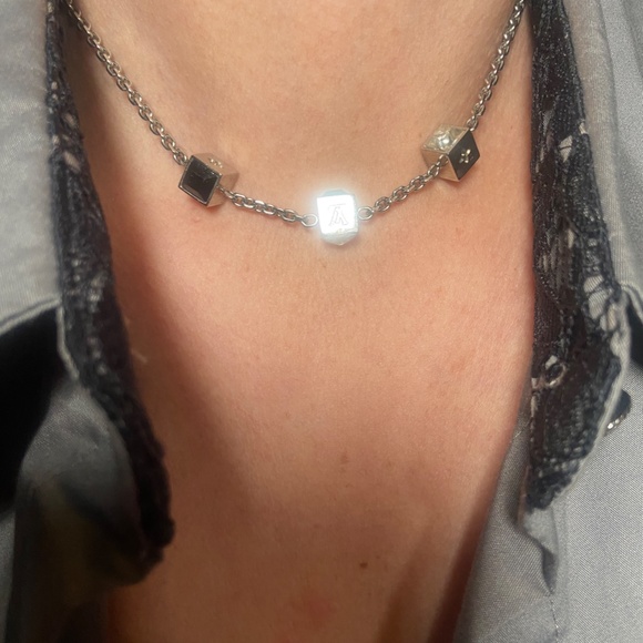 LV Gamble necklace - Picture 9 of 13